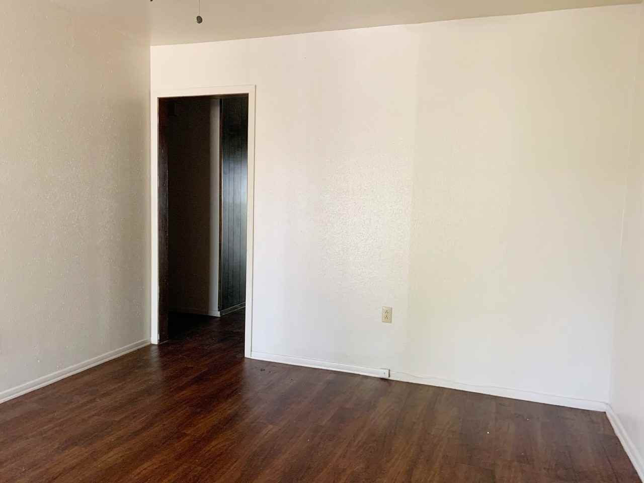8006 Hobbs Dr - Photo 3 of 15