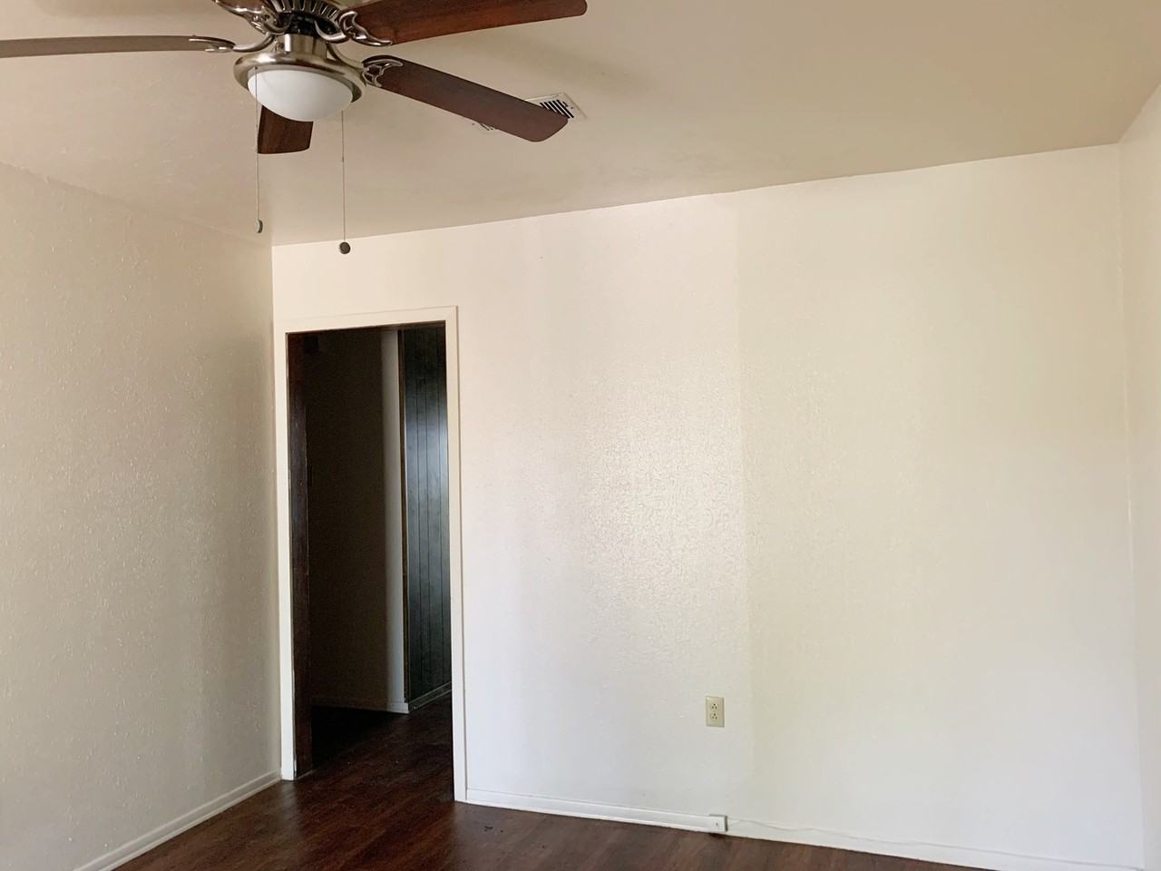 8006 Hobbs Dr - Photo 4 of 15