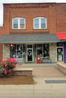 featured image of 101A N Jefferson Ave