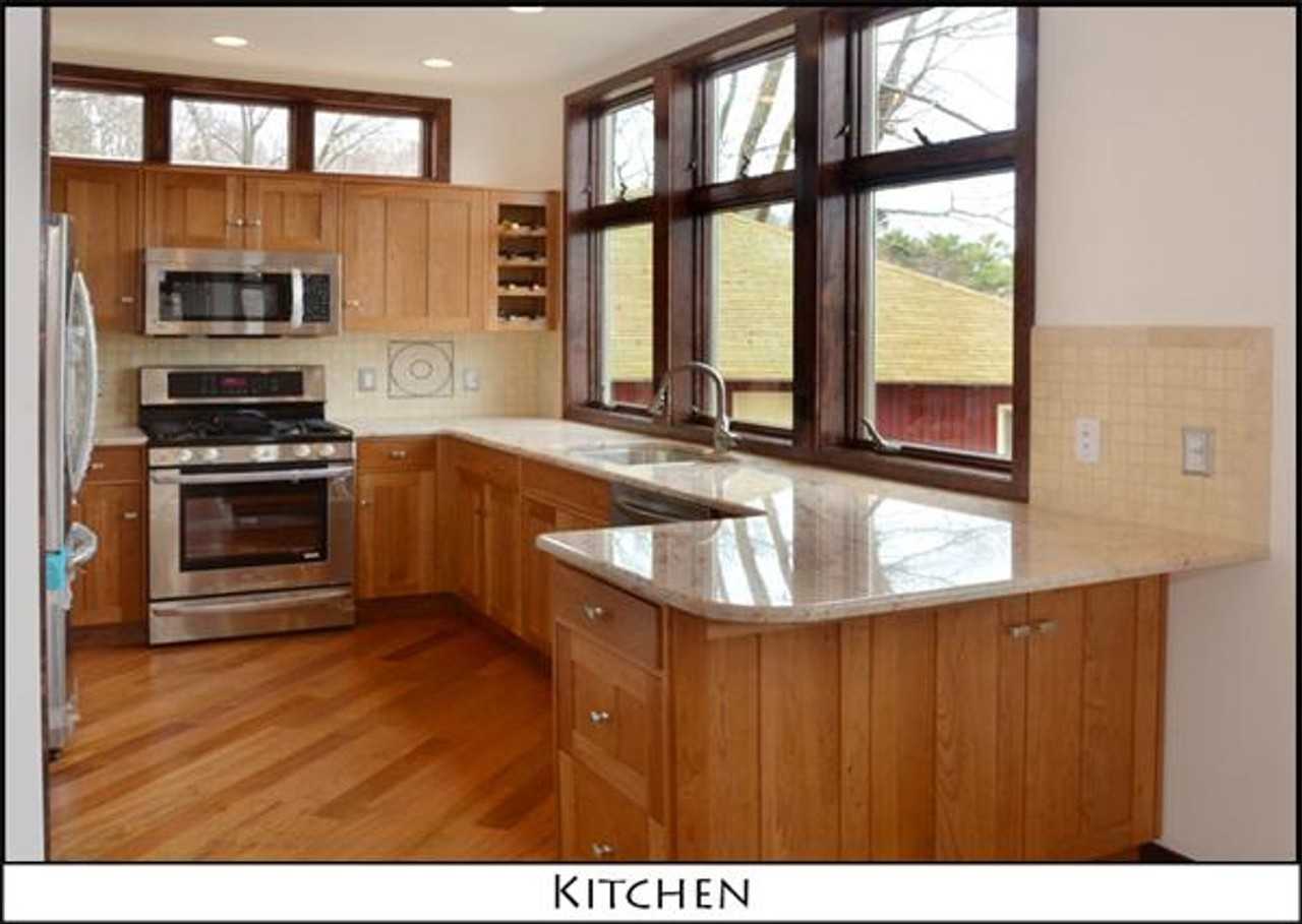 54 Woodward Ave - Photo 7 of 29