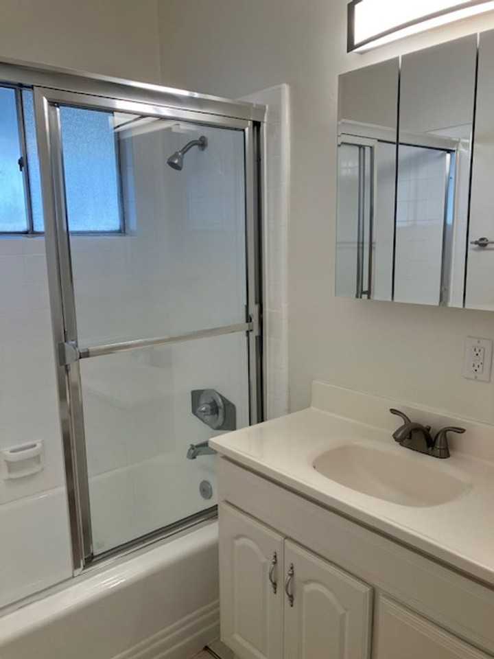 Atlantic - Photo 5 of 13