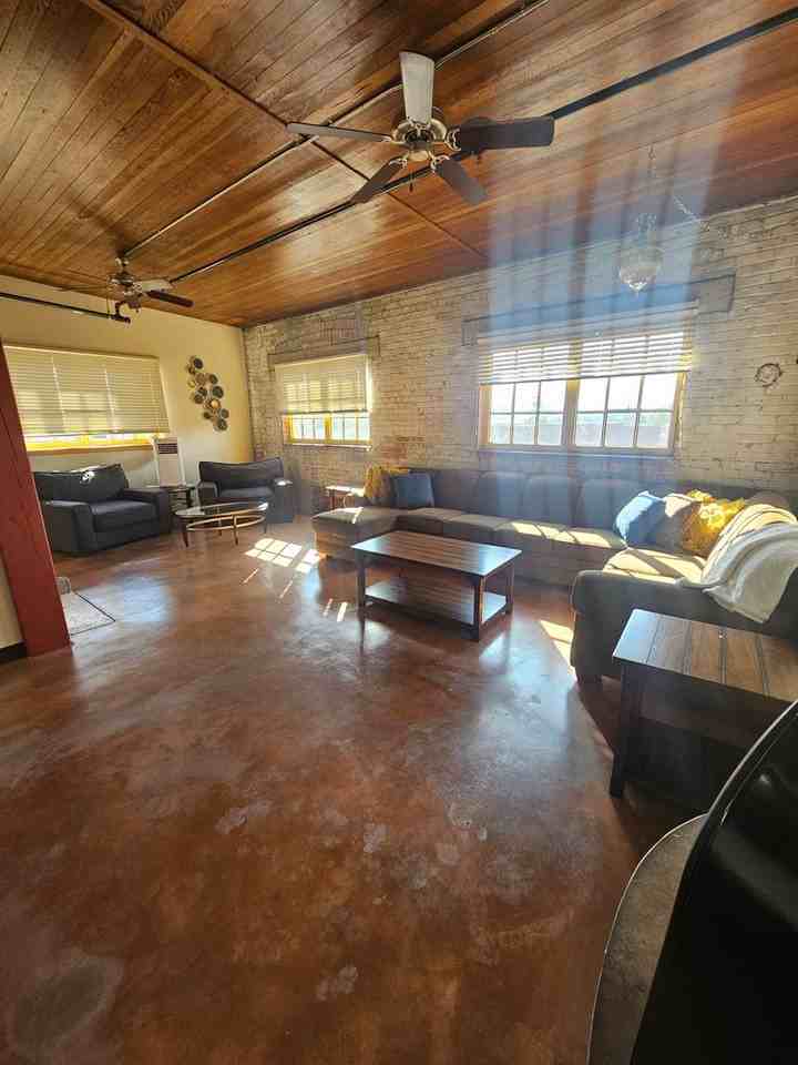 Tracy Lofts - Photo 7 of 16