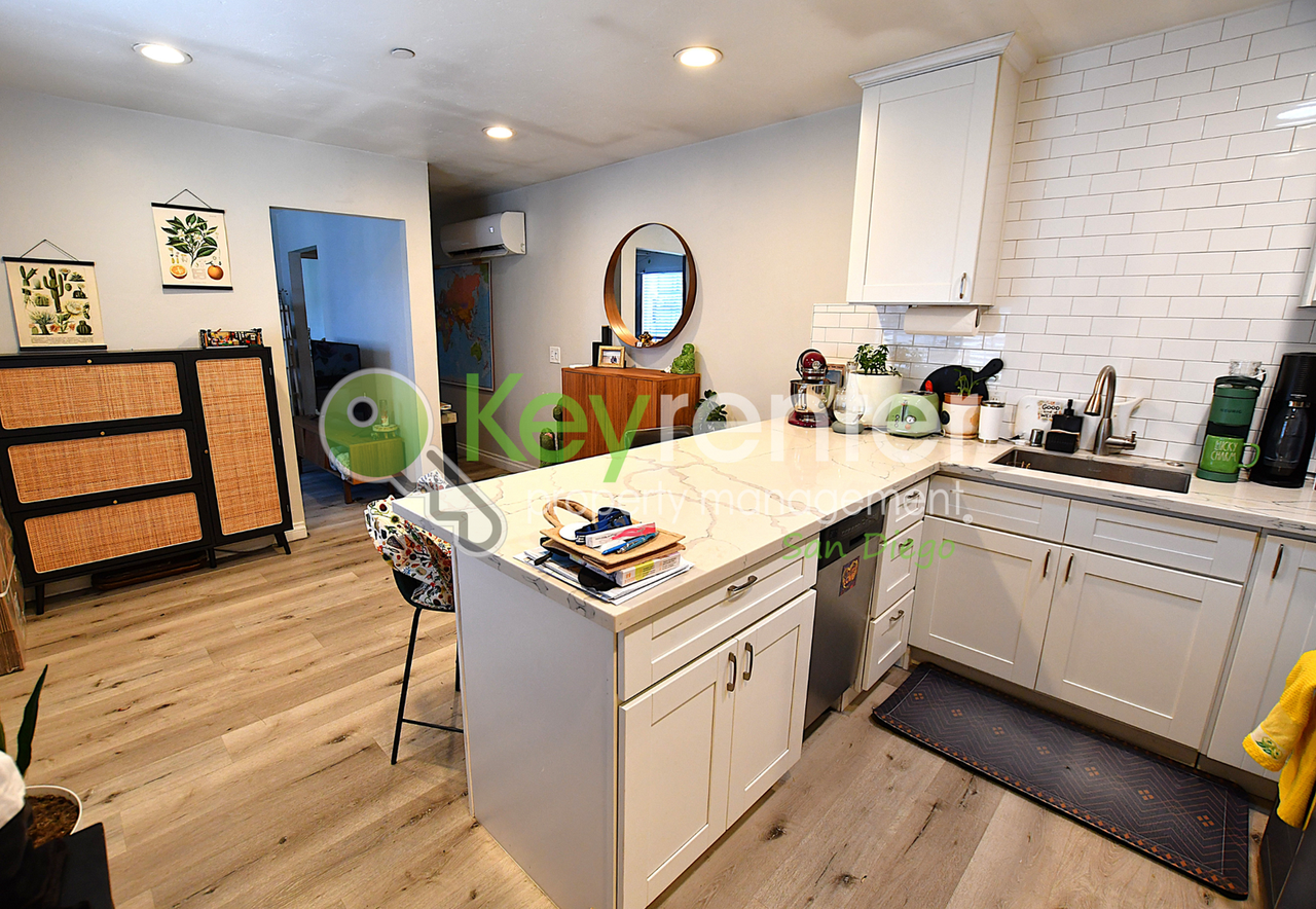 3864 36th St - Photo 3 of 12
