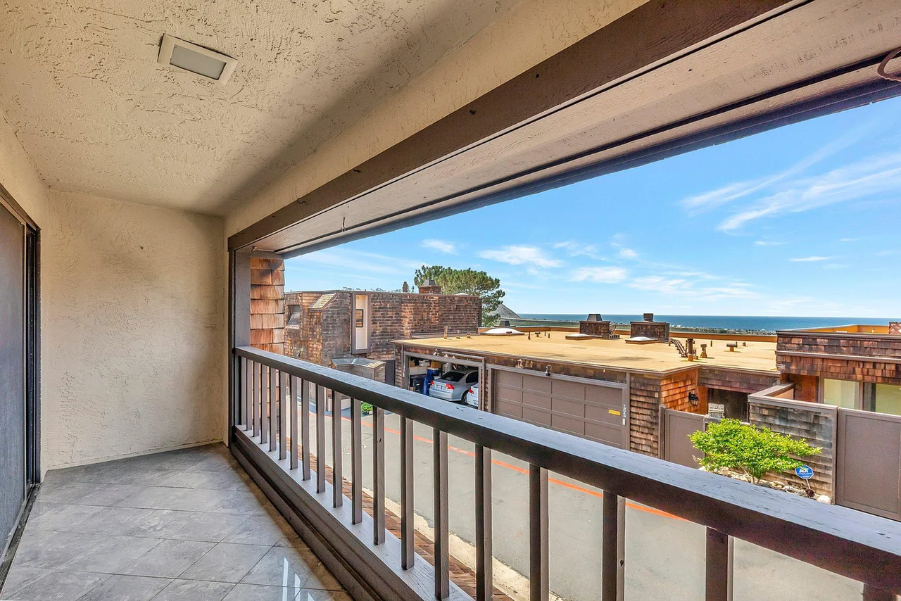 13071 Caminito Del Rocio - Photo 2 of 19