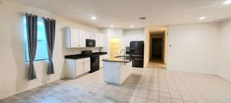 3239 W Carter Rd - Photo 1 of 1