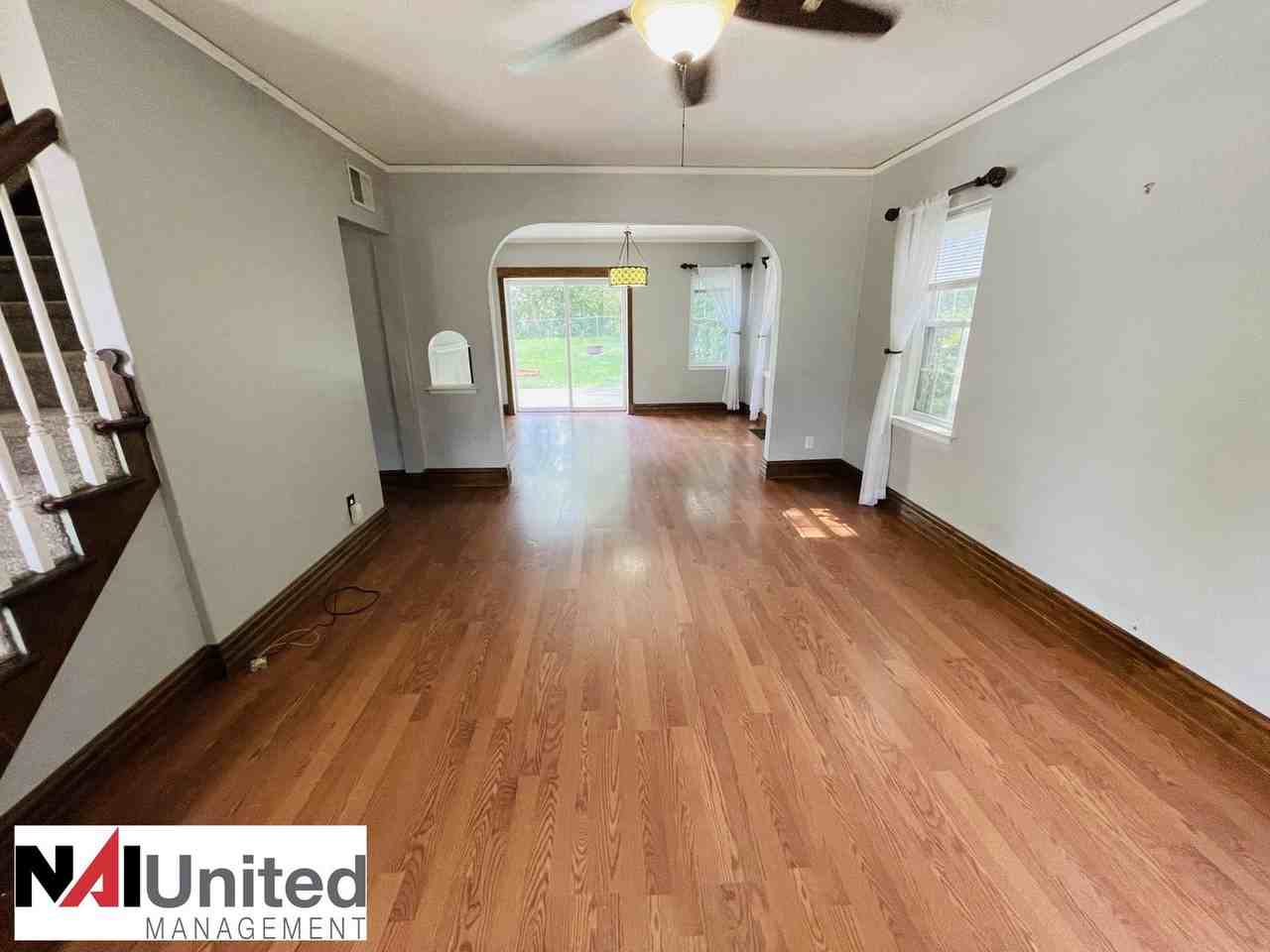 2918 Douglas St - Photo 3 of 14