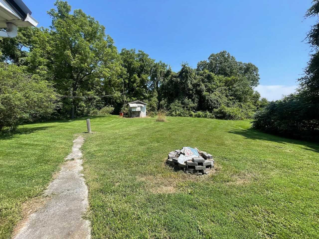 120 Doc Wheelock Rd - Photo 2 of 13