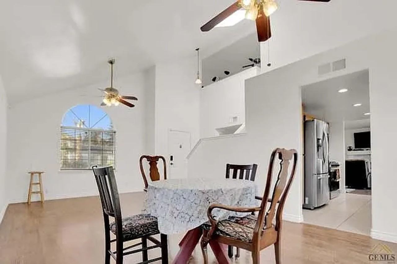 6213 Castle Cary Dr - Photo 3 of 11