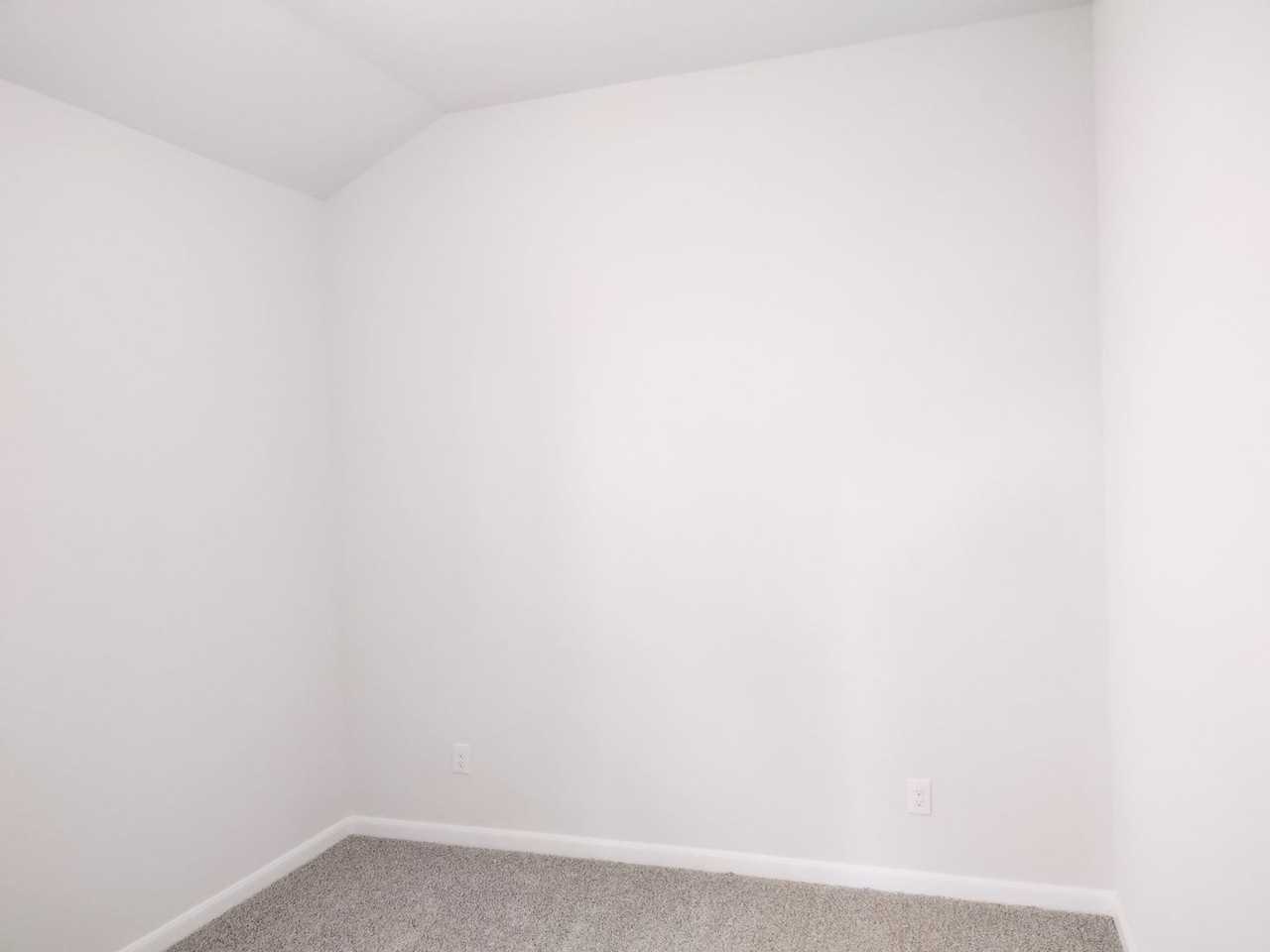 10511 Briceway Bay - Photo 4 of 36