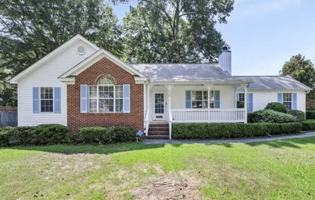 featured image of 910 Sweet Thorne Rd