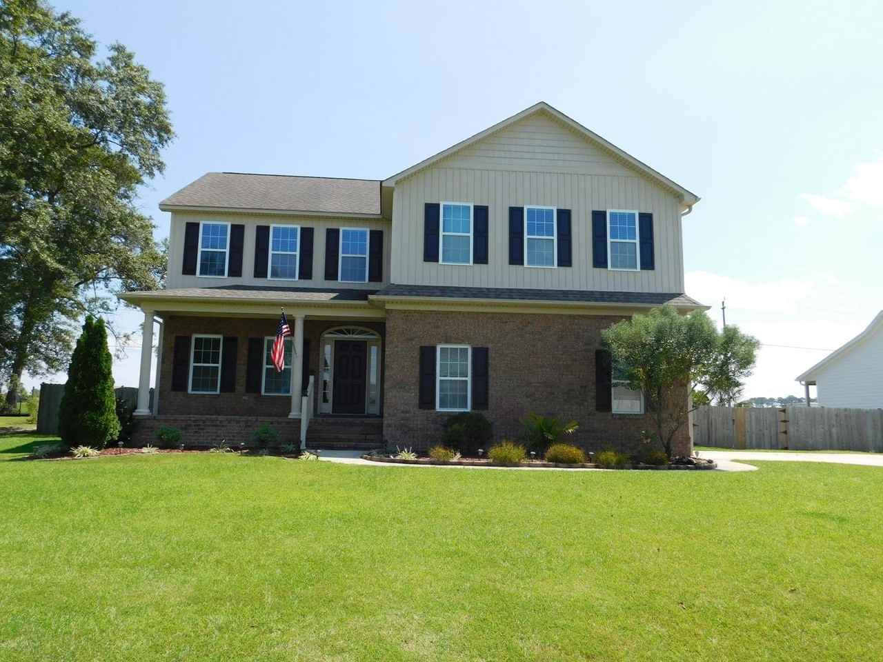 101 Staffordshire Dr - Photo 2 of 50