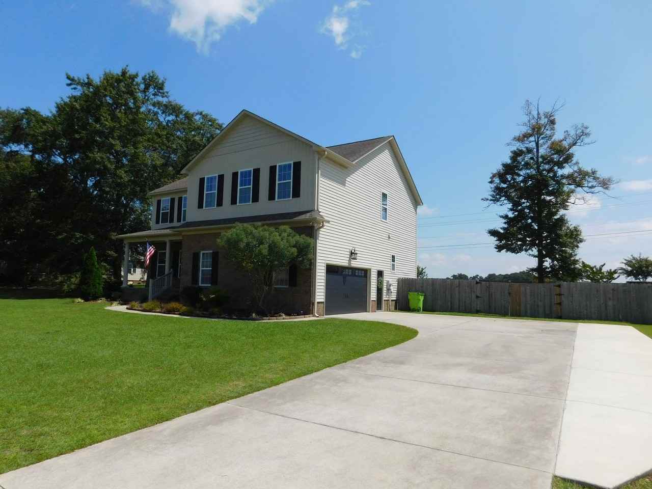 101 Staffordshire Dr - Photo 4 of 50