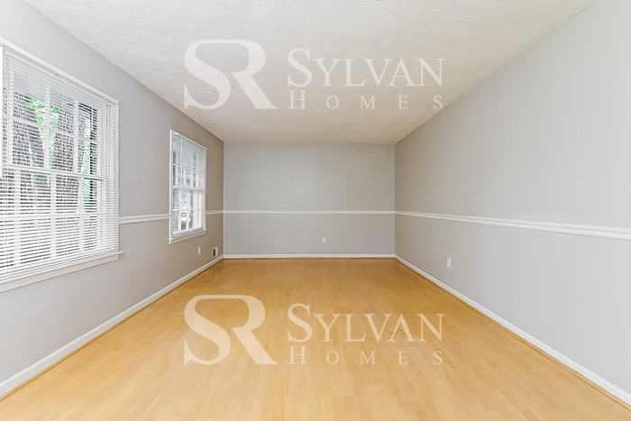5749 Wesson Dr - Photo 3 of 15