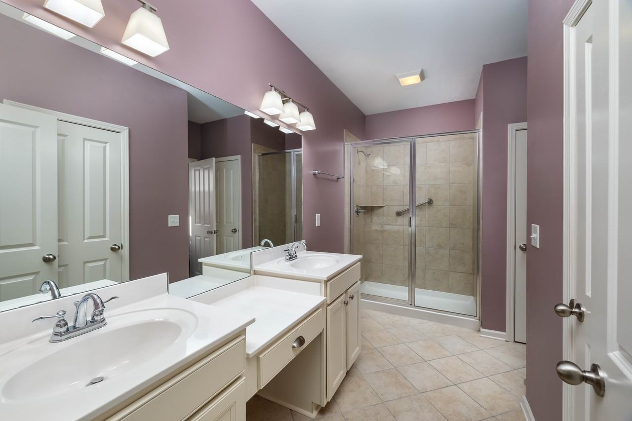 2437A Duxbury Dr #NA - Photo 5 of 9