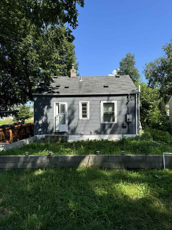 5612 33rd Ave S #NA - Photo 2 of 11