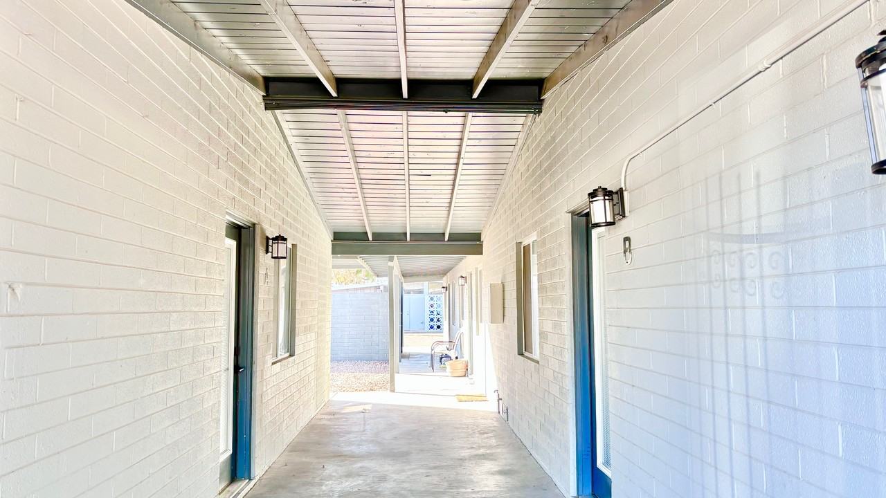 6707 E Cheery Lynn Rd #A - Photo 5 of 34