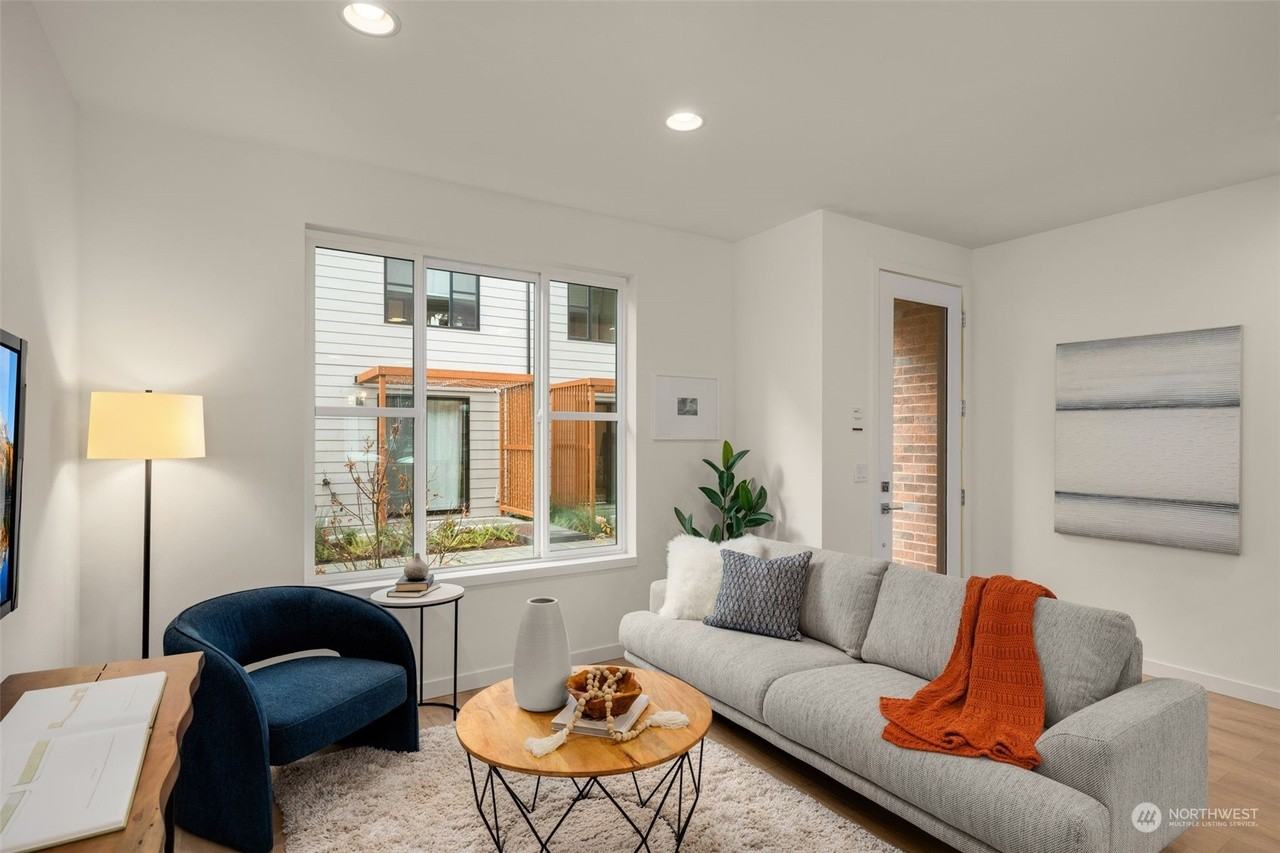 8326 13th Avenue Northwest #B - Photo 3 of 18