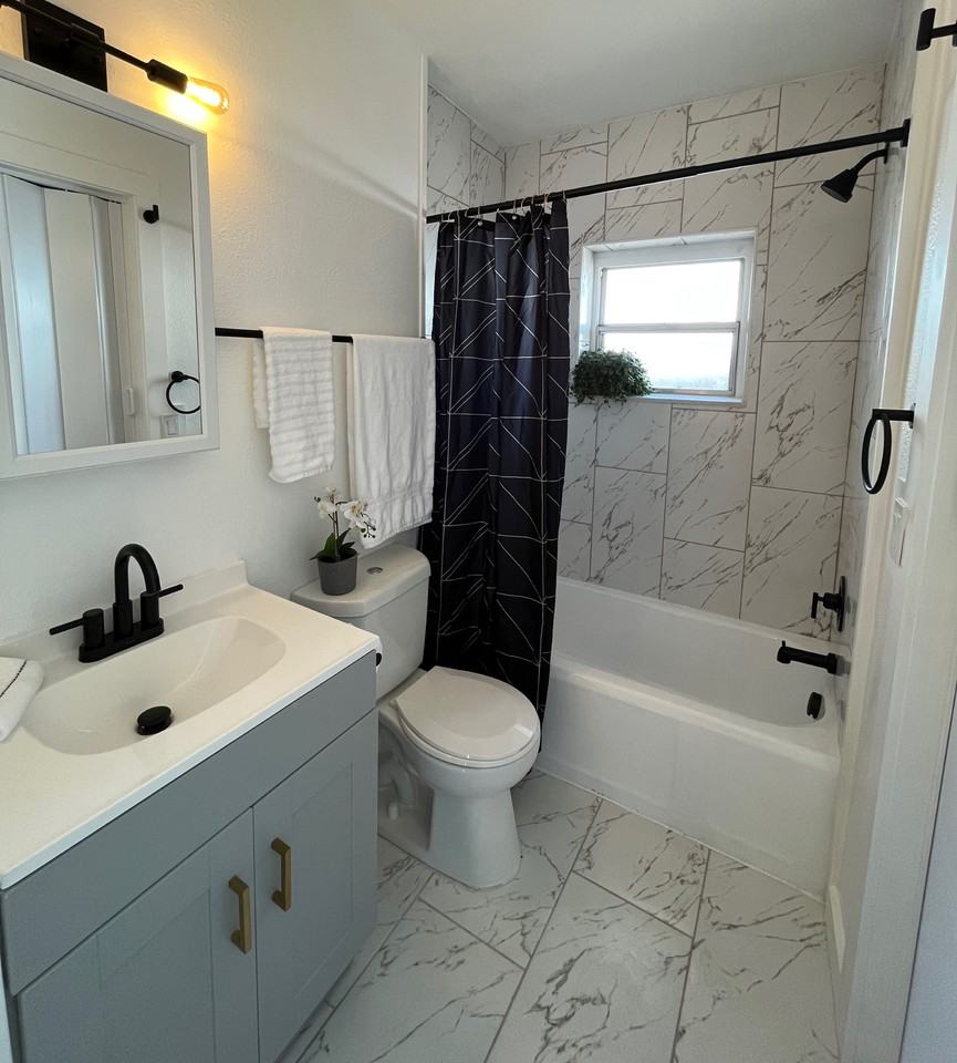 7602 N Nebraska Ave #5 - Photo 3 of 11