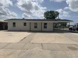 featured image of 104 Evelyn Ave #D