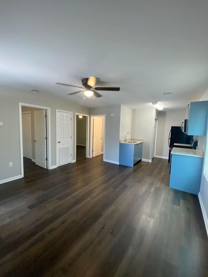 104 Evelyn Ave #D - Photo 2 of 3