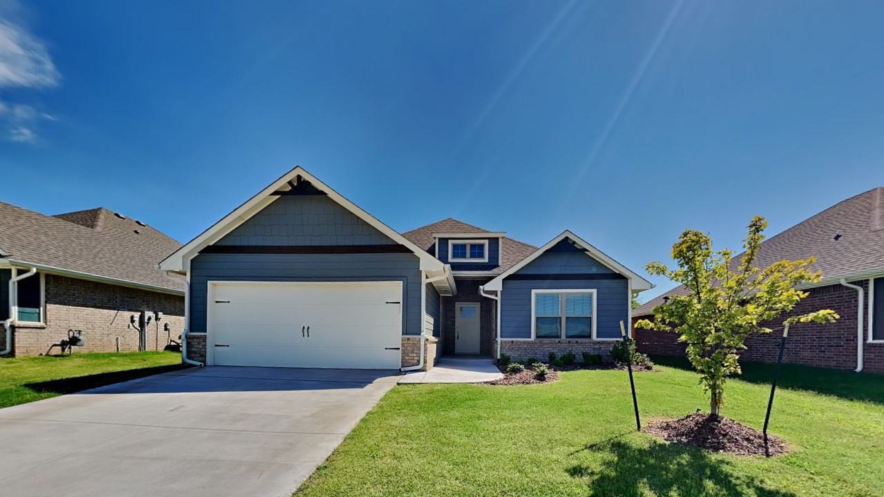 3825 Lleyton Dr - Photo 2 of 23