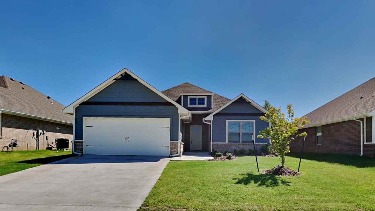 3825 Lleyton Dr - Photo 3 of 23