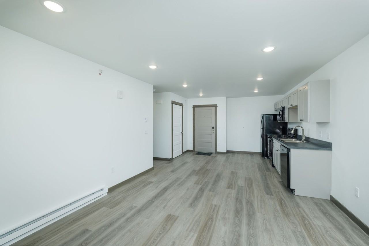 1904 Cruiser Lane - Photo 6 of 18