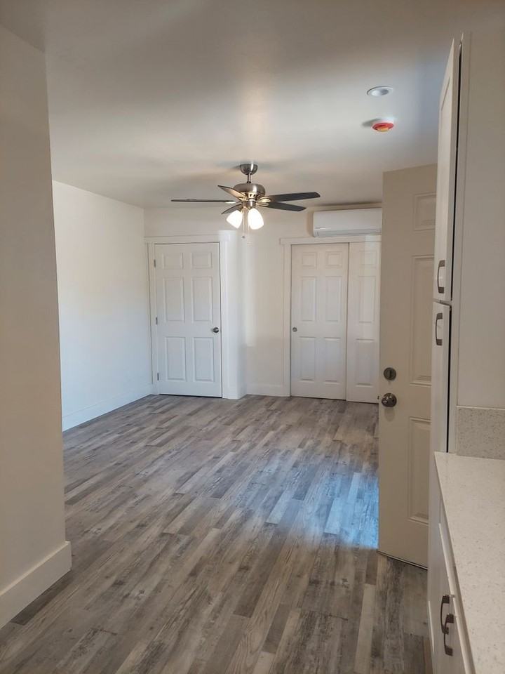 166 E Granger Ave - Photo 2 of 4