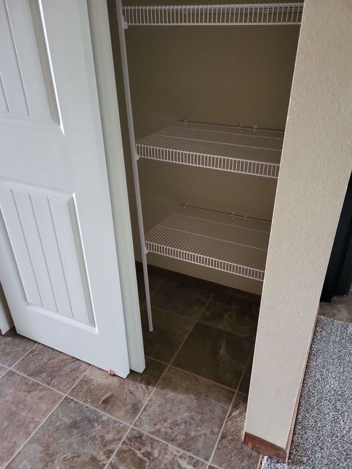 7867 W Kayak Ct - Photo 5 of 14