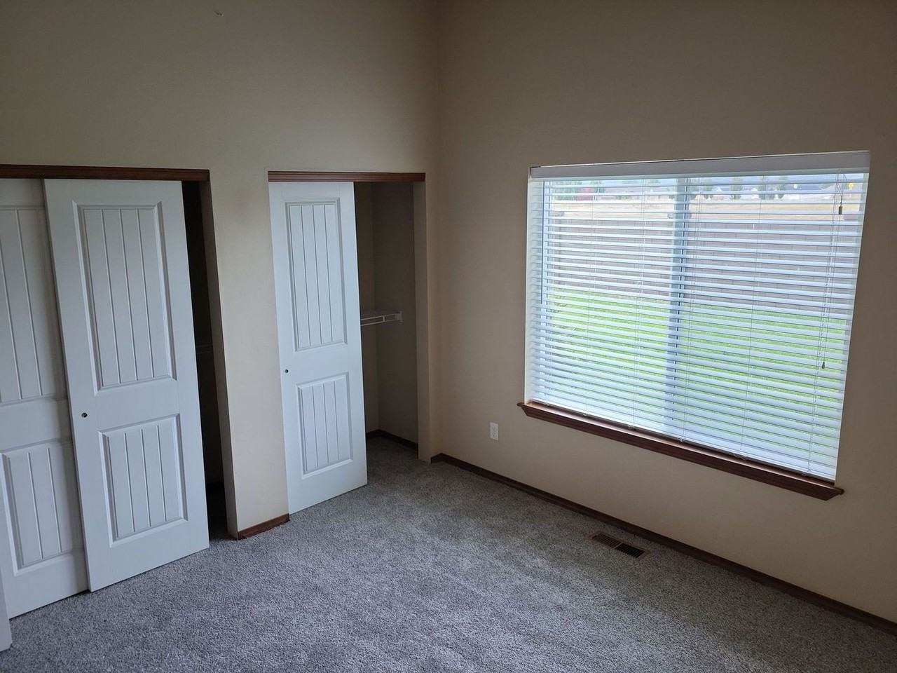 7867 W Kayak Ct - Photo 7 of 14