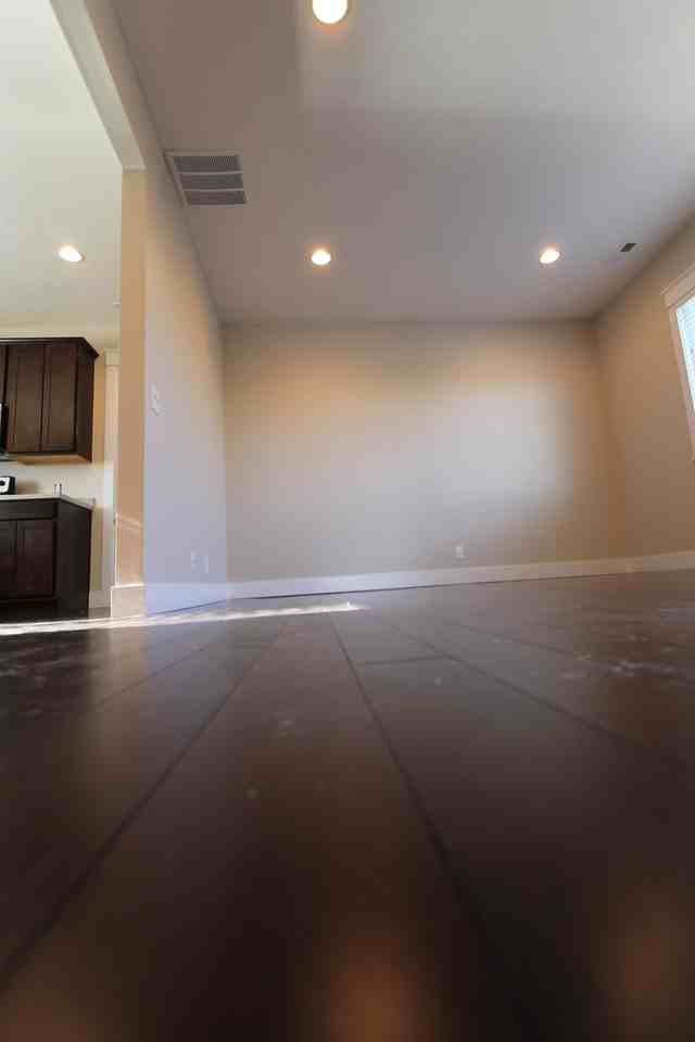 1142 S 29th St - Photo 3 of 14