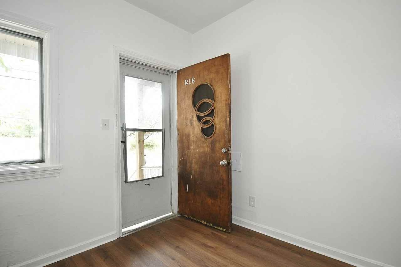 816 Lincoln Ave - Photo 3 of 25