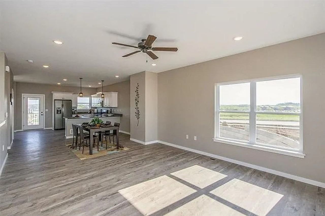 1750 Bernardy Dr - Photo 4 of 12