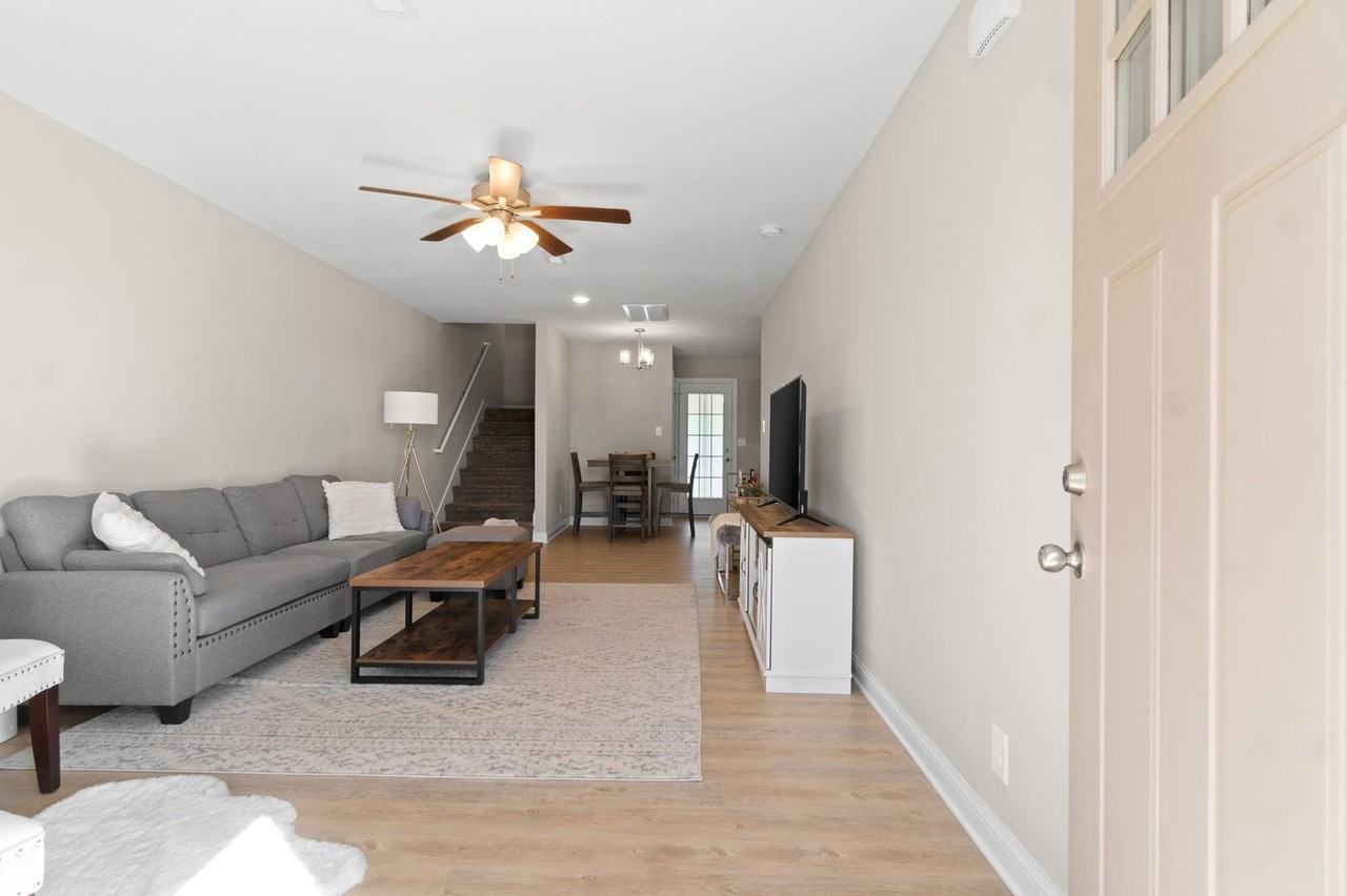 4010 Fort Sumter Dr - Photo 7 of 31