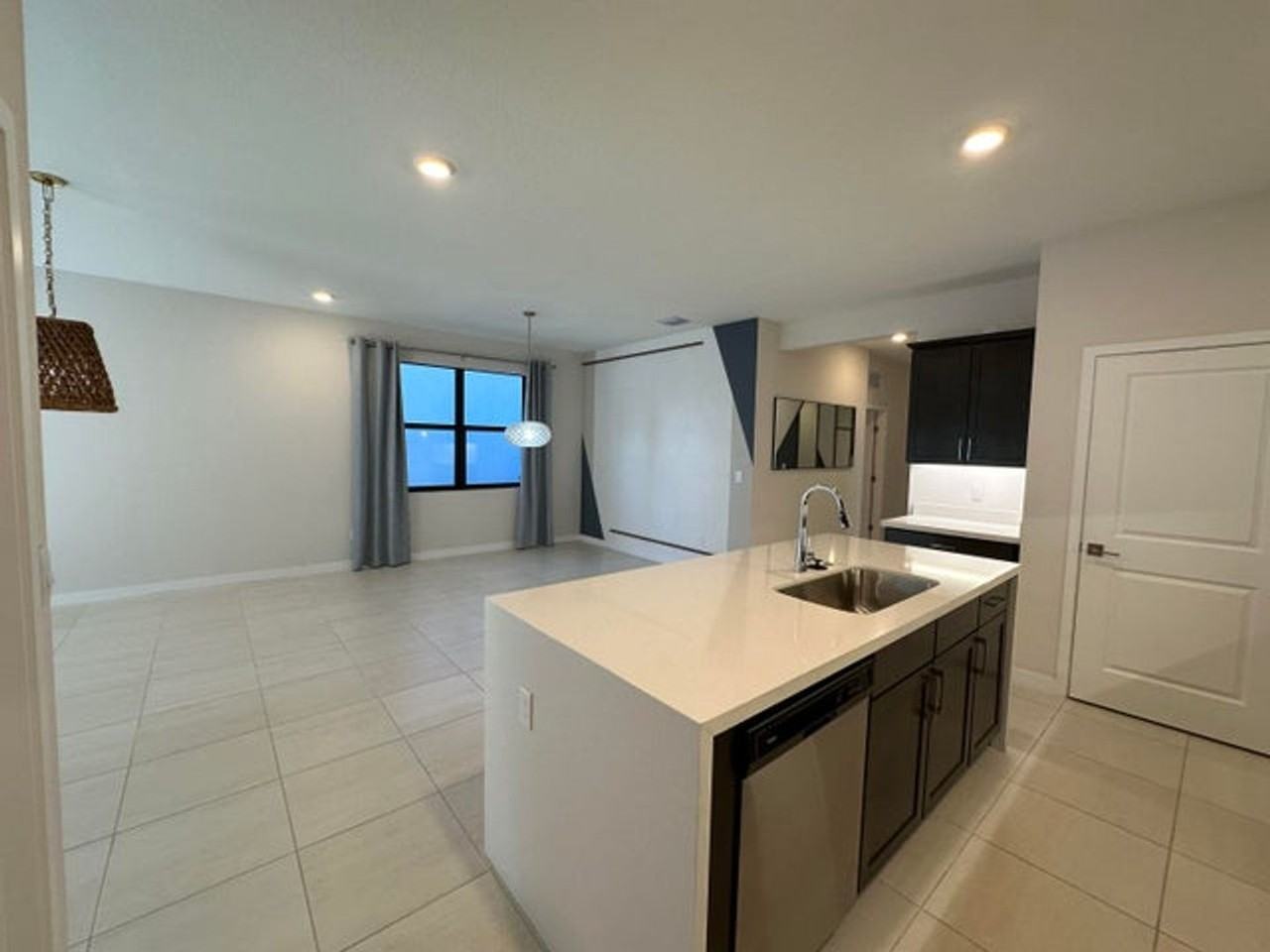 7078 Rockwood Rd - Photo 3 of 18