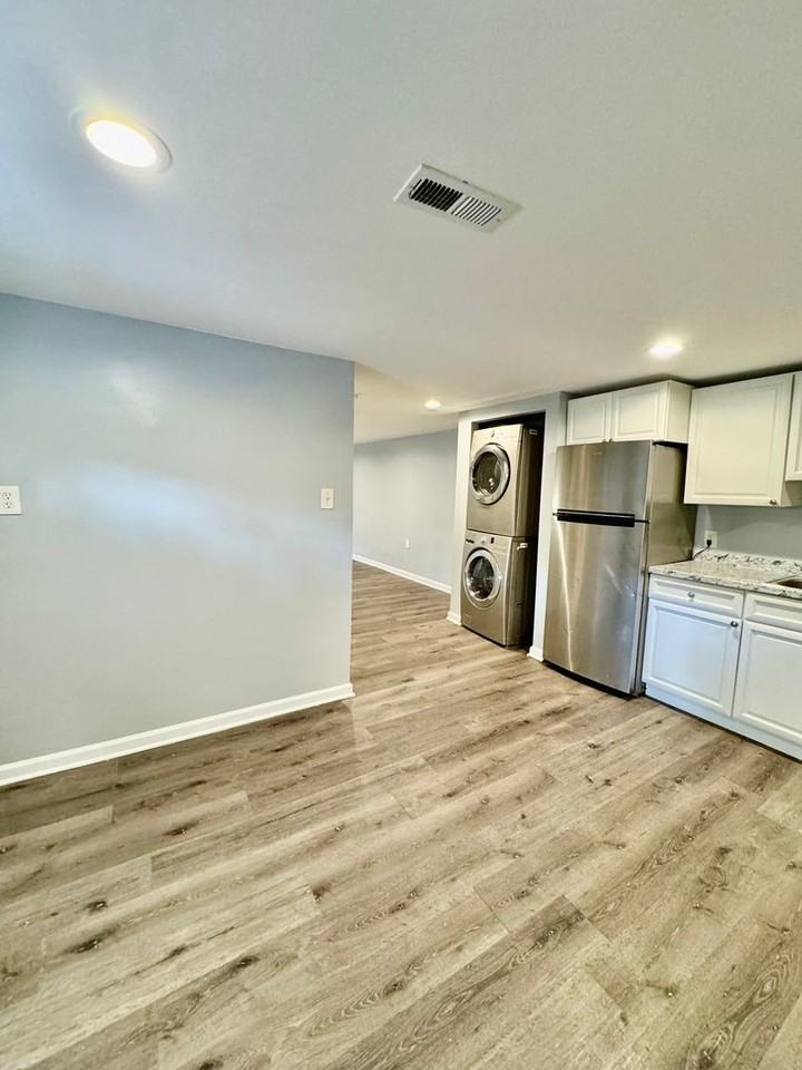 5388 Hazelhurst St - Photo 2 of 10