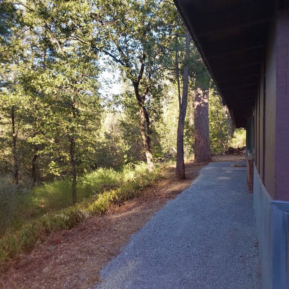 20940 Pine Ln - Photo 2 of 12