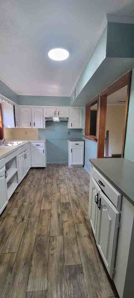 2904B Regent St - Photo 3 of 16