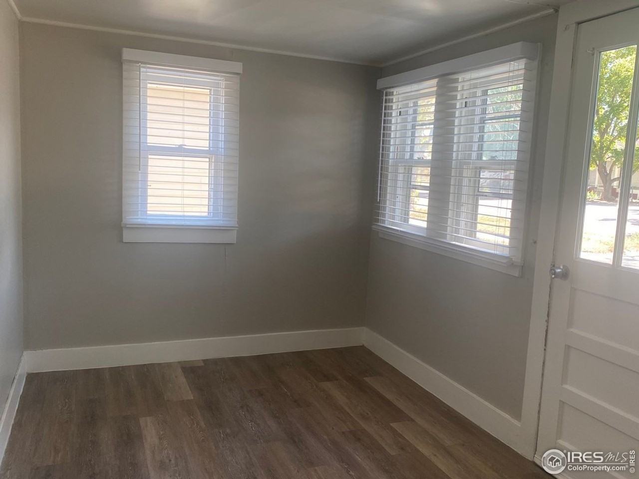 512 Hamilton St - Photo 3 of 11