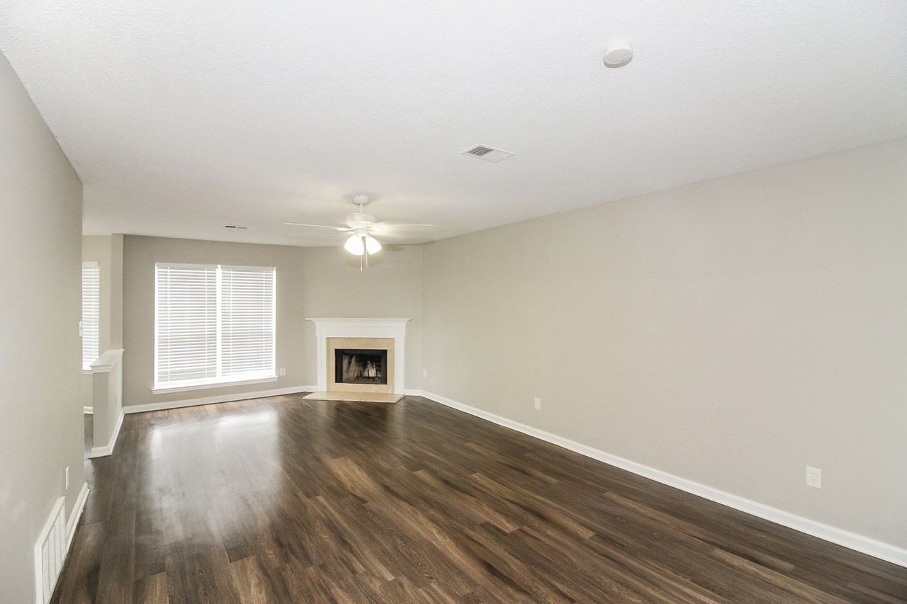 4333 Rainey Woods Cove - Photo 2 of 17