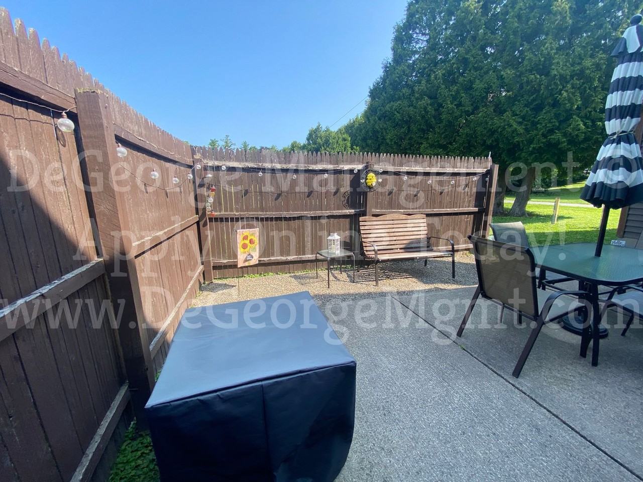 Welcome to Parkway Townhomes! - Photo 3 of 50