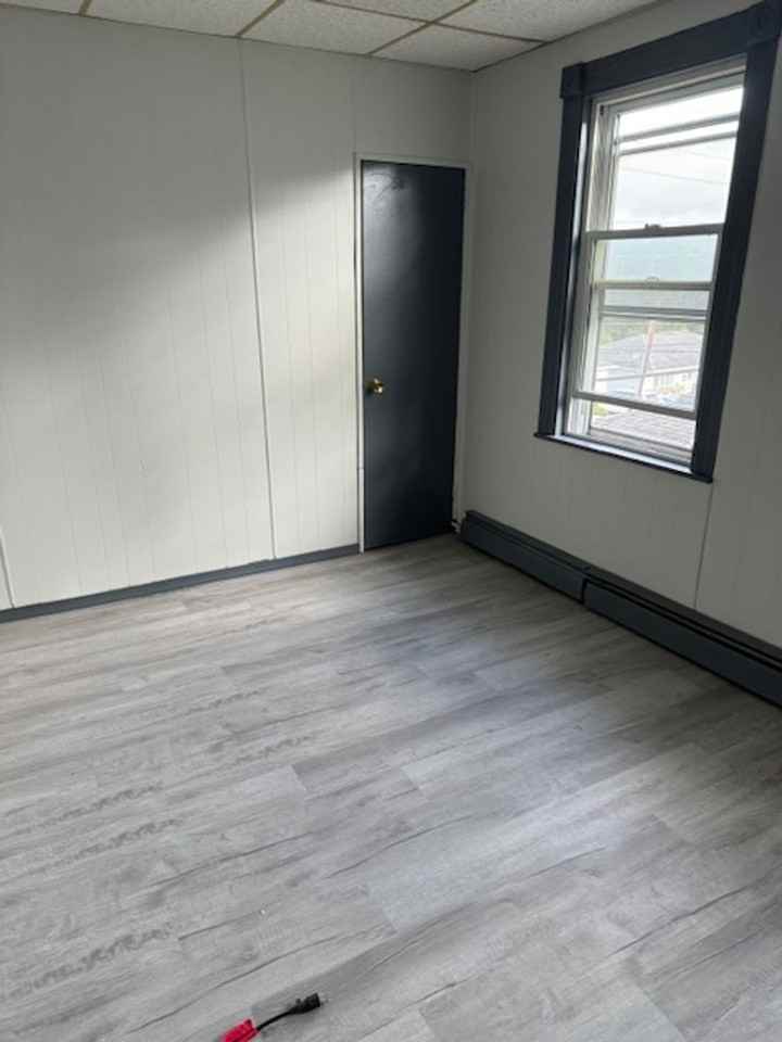 159 N Main St - Photo 3 of 18