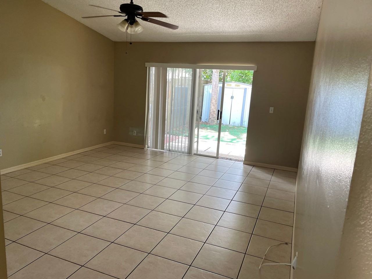 3012 Patel Dr - Photo 4 of 7