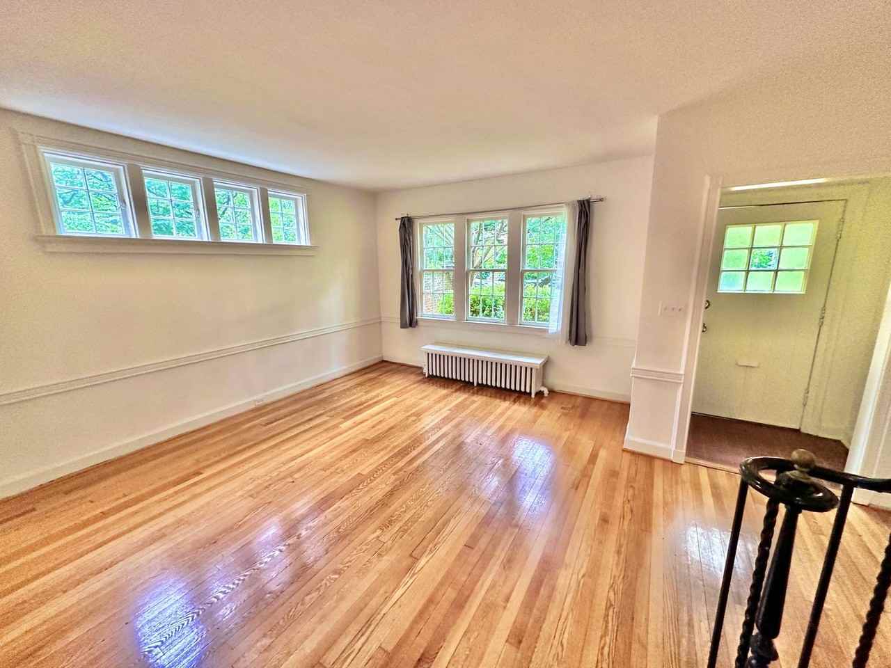 4422 Greenwich Pkwy Nw - Photo 5 of 50