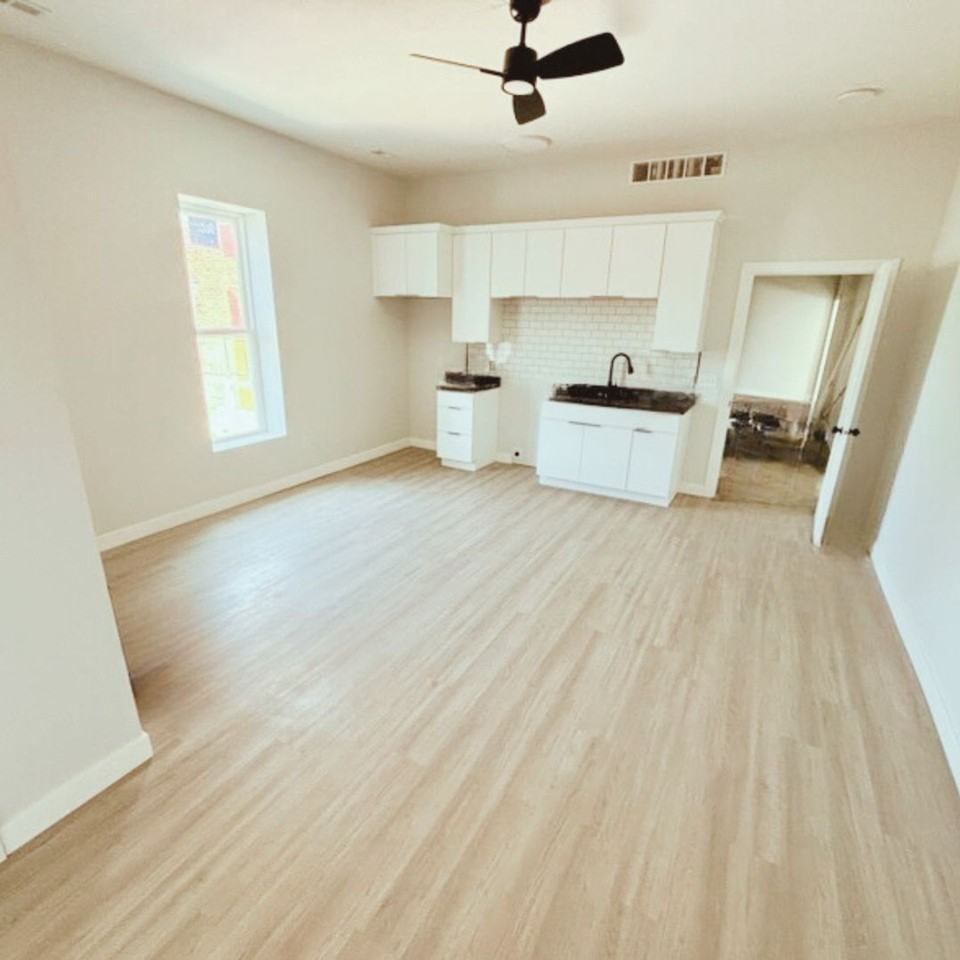 Monona Flats: Old Charm Meets New - Photo 3 of 6