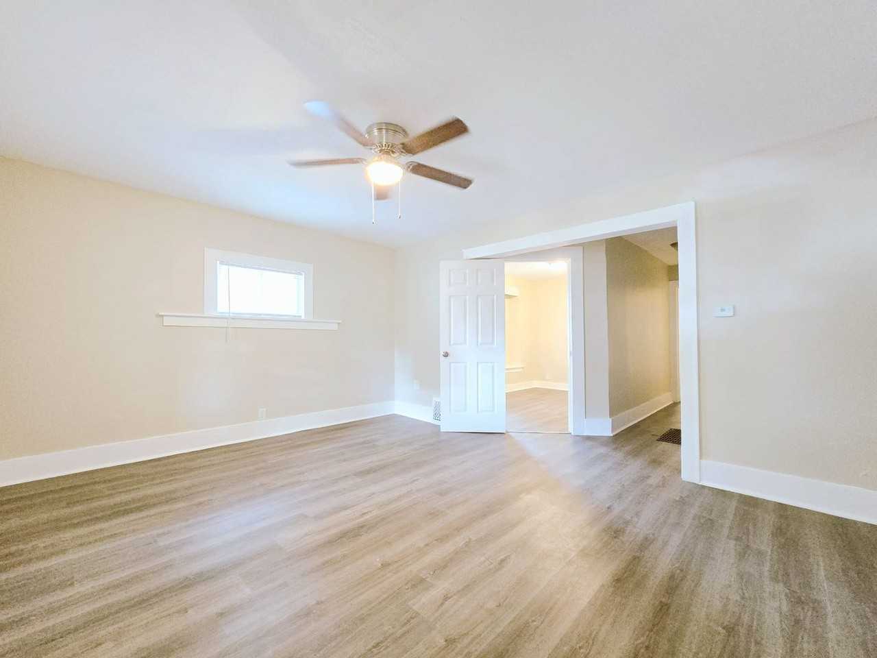 1920/1922 Marine - Photo 3 of 9