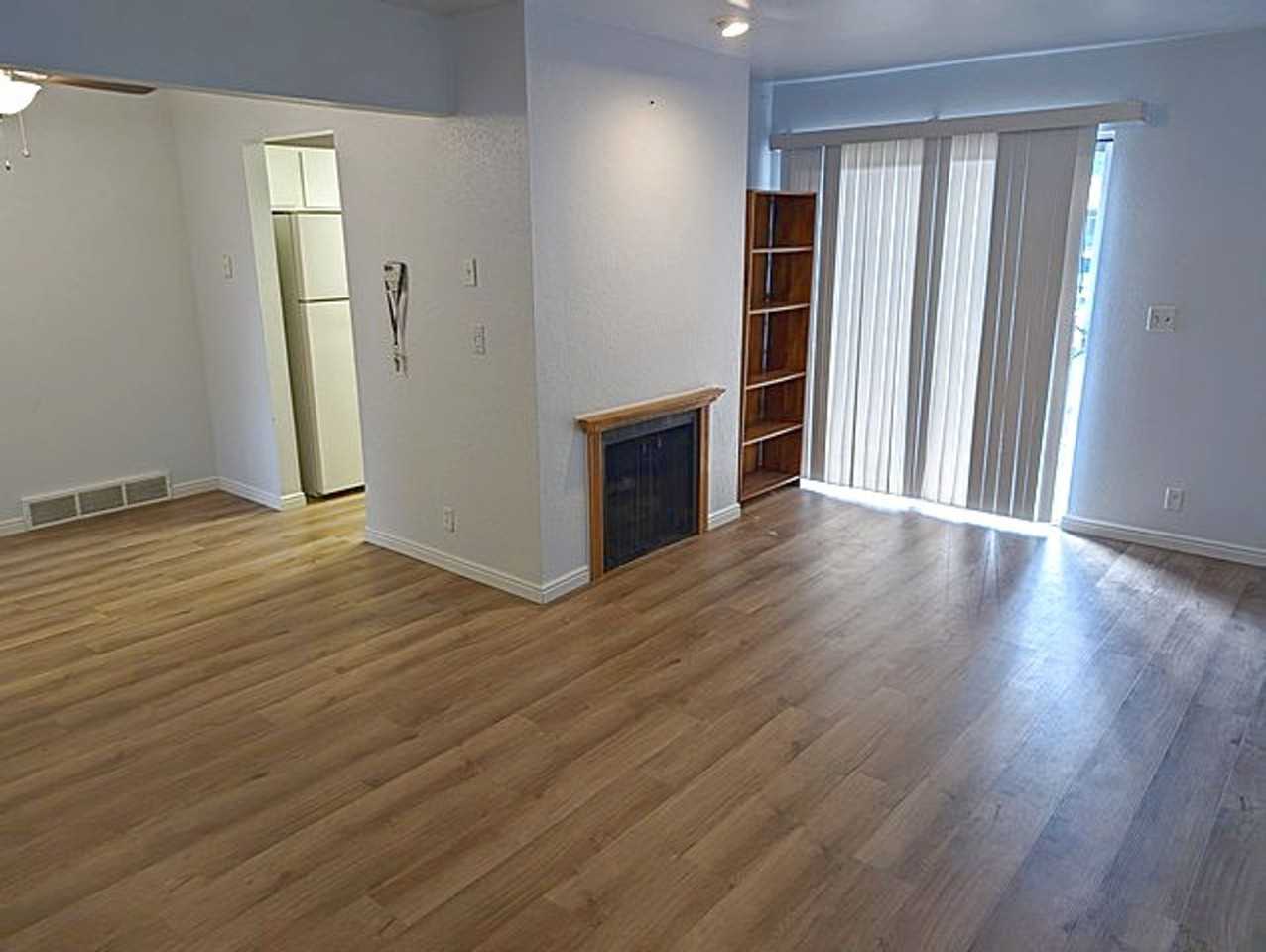2408 S Elizabeth St #5 - Photo 5 of 15