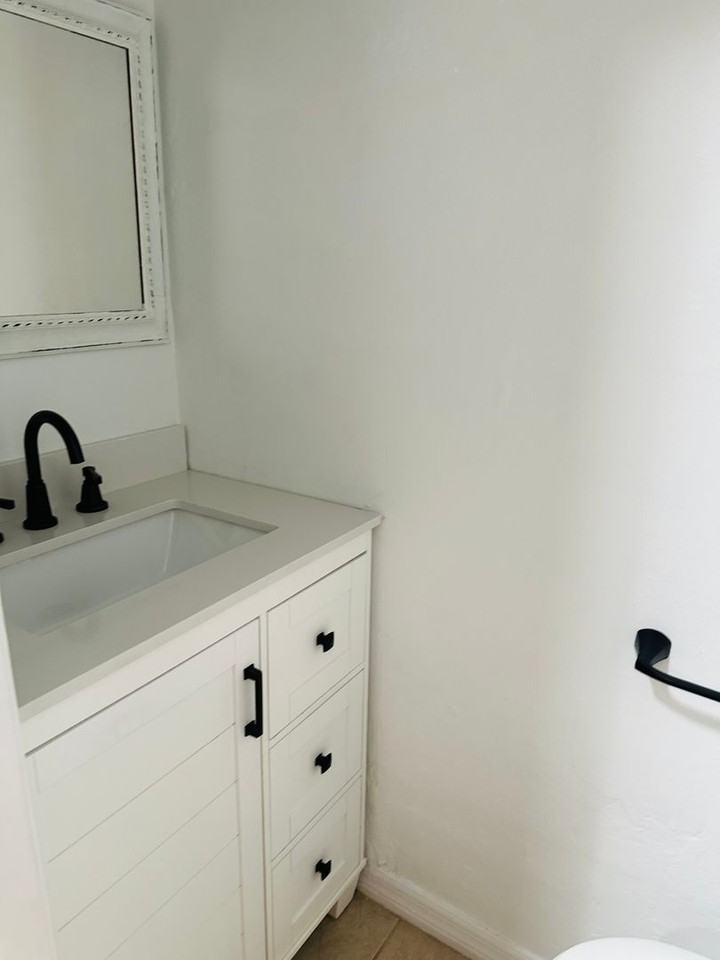 4514 Sw 8th Pl - Photo 7 of 12