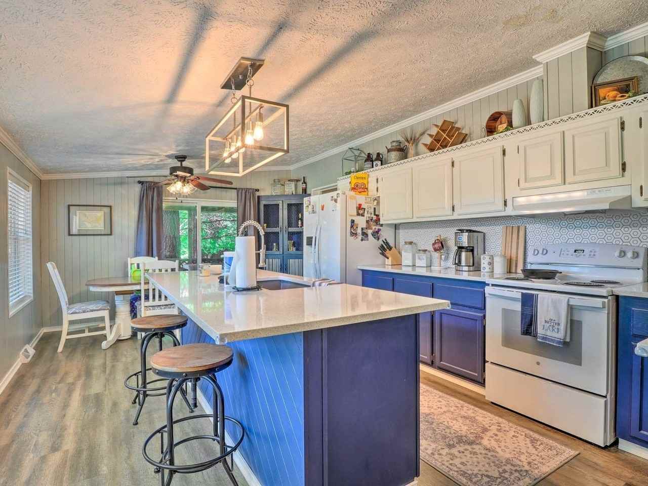 10097 Jims Trl - Photo 5 of 25