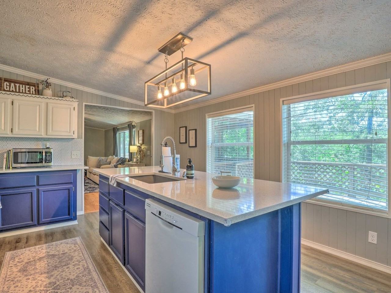 10097 Jims Trl - Photo 4 of 25
